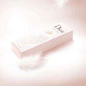 упаковка духов от Dior