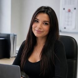 hr-karina