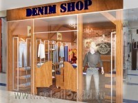 Дизайн и визуализация магазина джинсовой одежды, стилизованный под американский салун.
